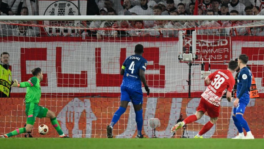SC Freiburg 1-0 West Ham United: Michael Gregoritsch gives German side edge in Europa League tie